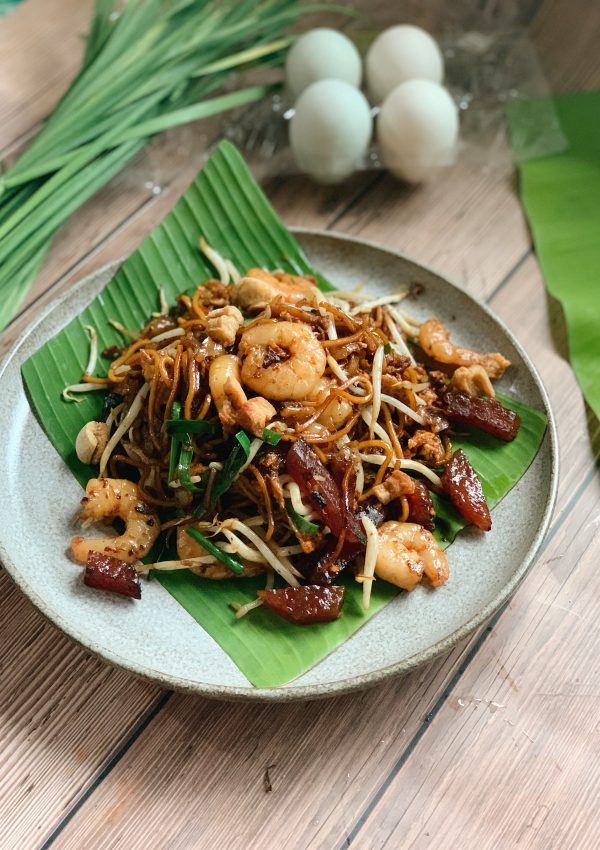 Easy Noodle Series : Penang Char Kuey Teow (Stir-Fried Flat Rice Noodles)